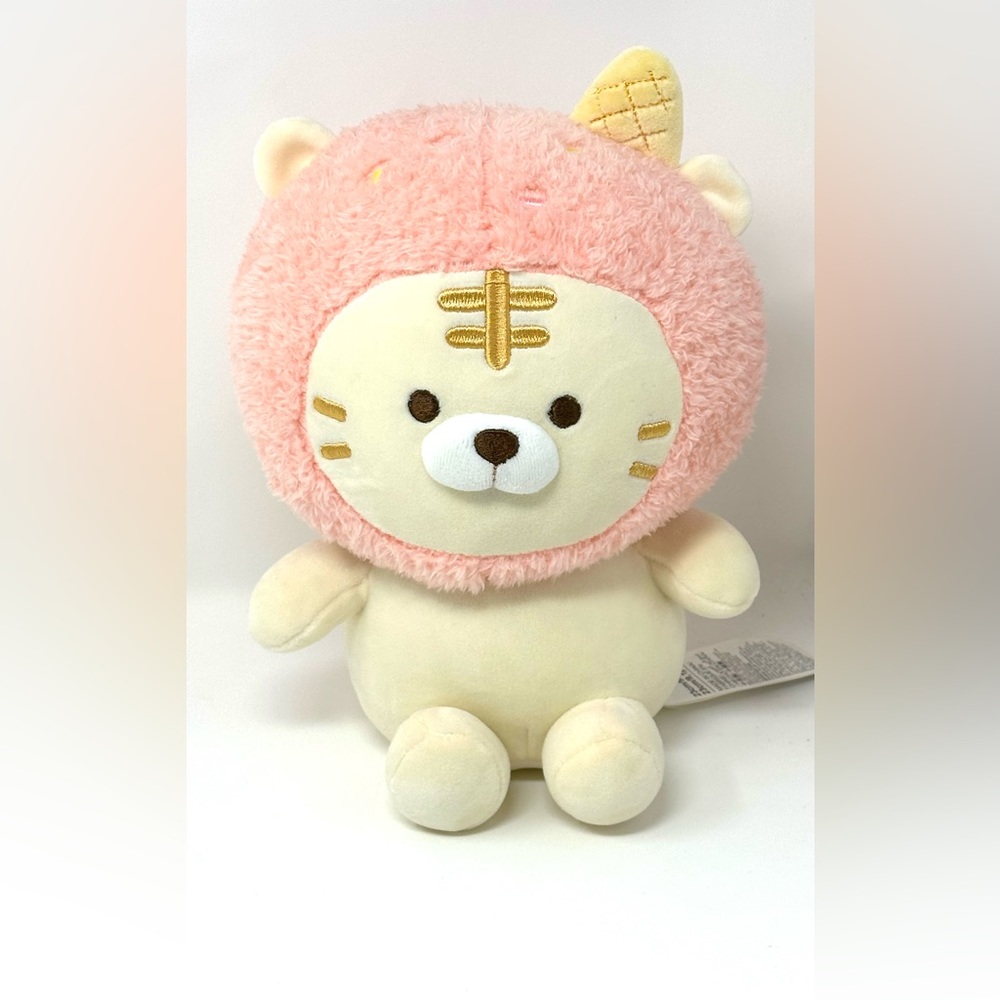 Miniso Mini Family Valentine’s Day Series Ice Cream Sitting Tiger Plush Pink